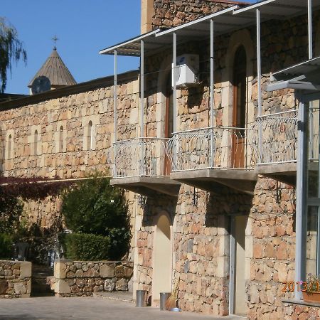 Noravank'S Hotel Areni エクステリア 写真