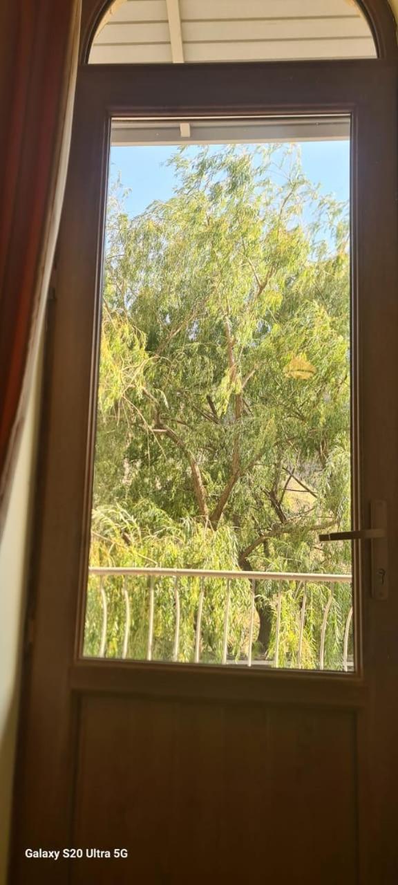 Noravank'S Hotel Areni エクステリア 写真
