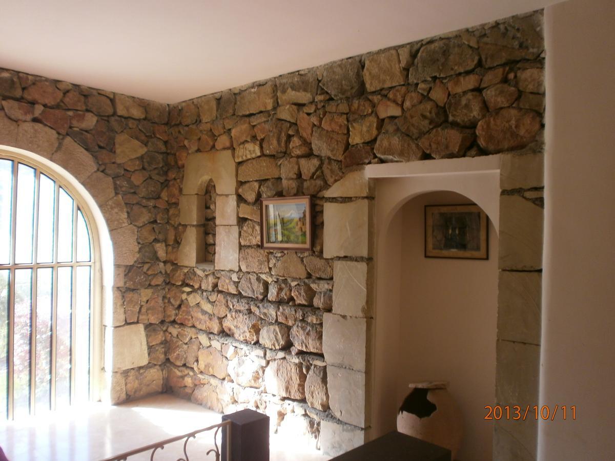 Noravank'S Hotel Areni エクステリア 写真