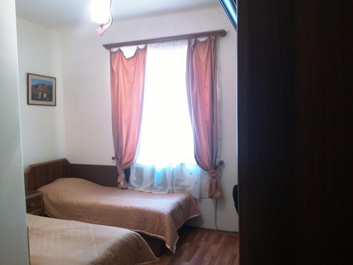 Noravank'S Hotel Areni エクステリア 写真